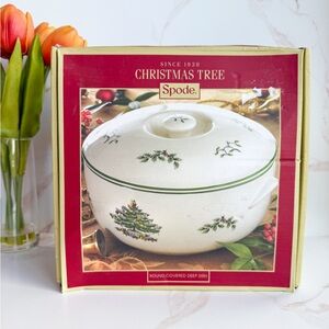 Spode “Christmas Tree” Round Covered Deep Dish Casserole - NEW IN BOX!